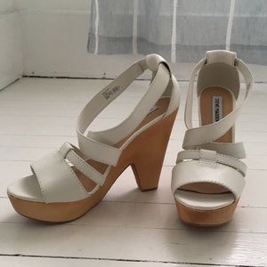 White steve madden platform sandals